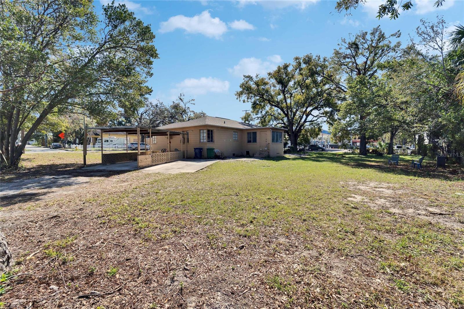 Image 3 of 40 For 2606 Boulevard