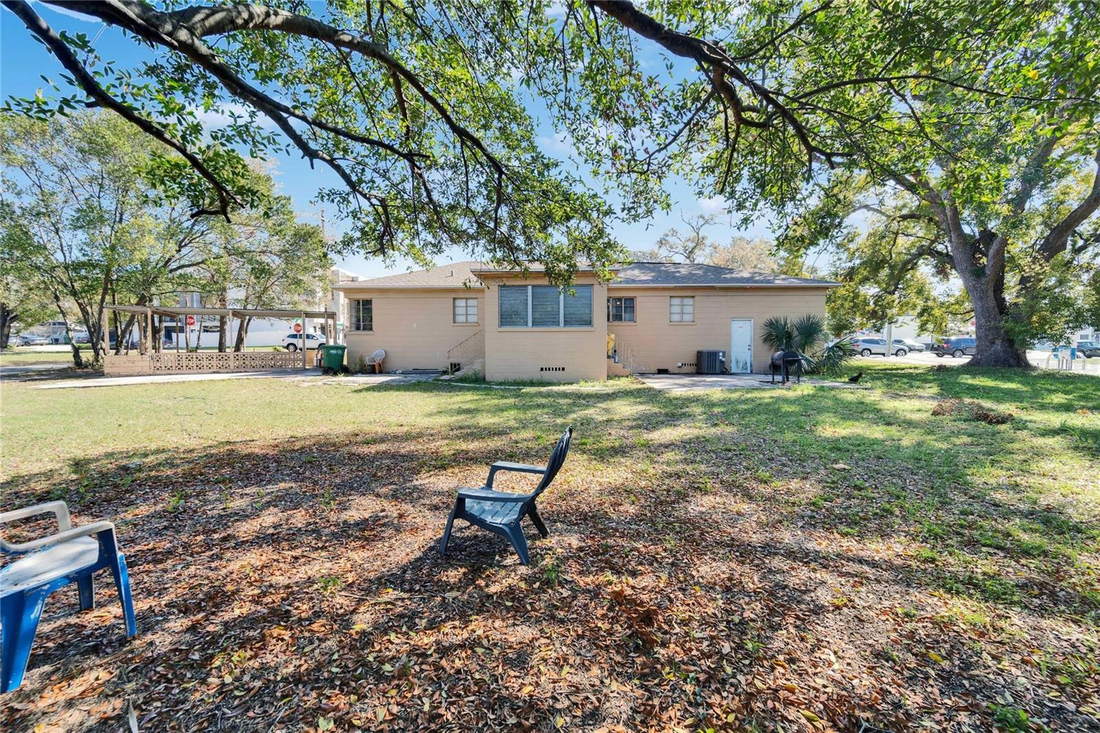 Image 5 of 40 For 2606 Boulevard