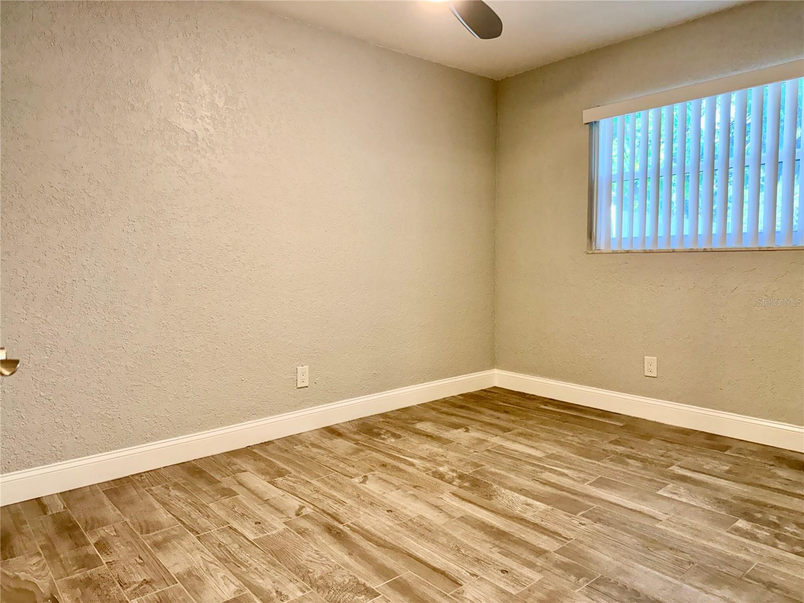 Image 11 of 29 For 4371 72nd Terrace N