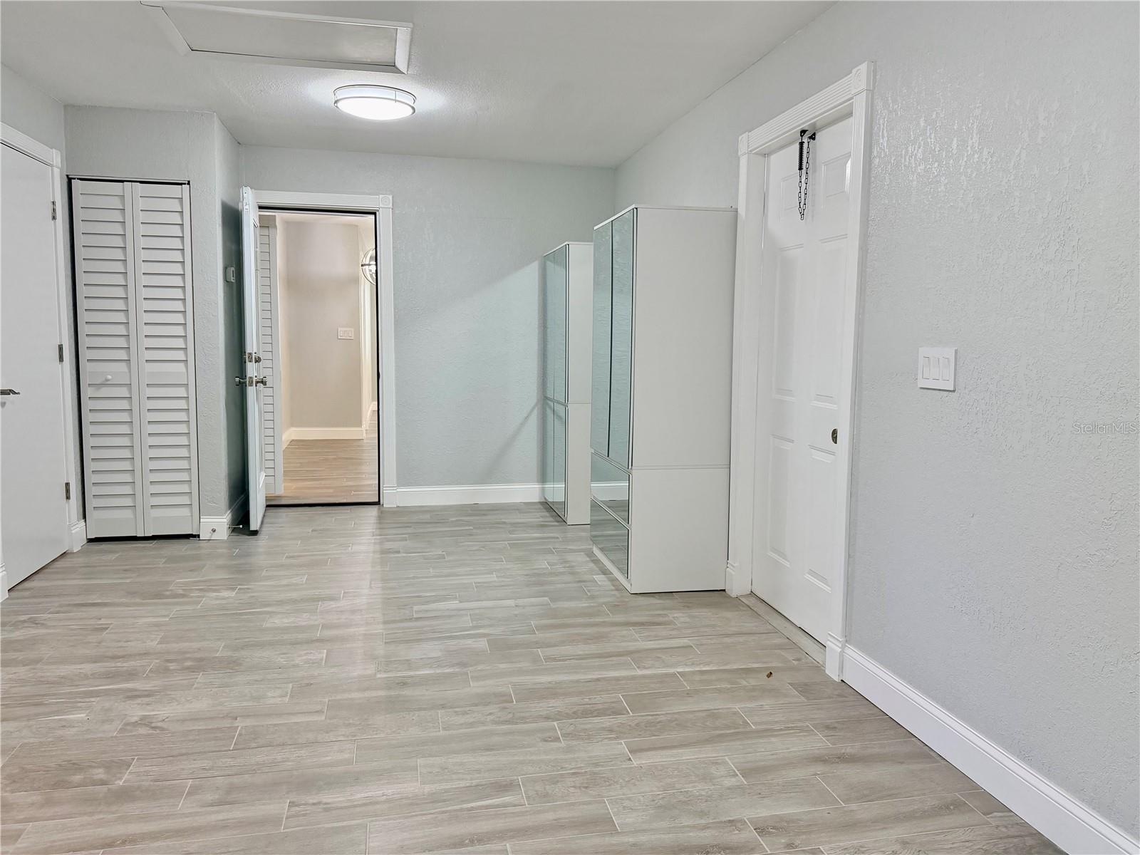 Image 20 of 29 For 4371 72nd Terrace N