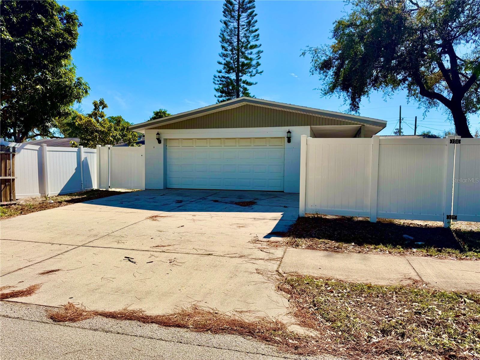 Image 28 of 29 For 4371 72nd Terrace N