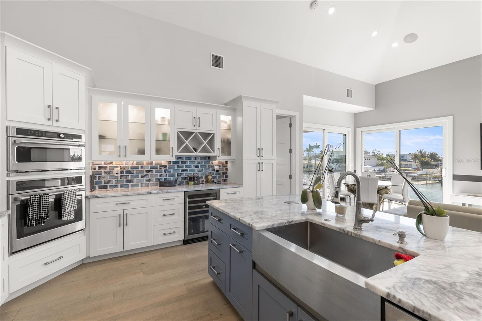 Image 8 of 34 For 7966 1st Avenue S