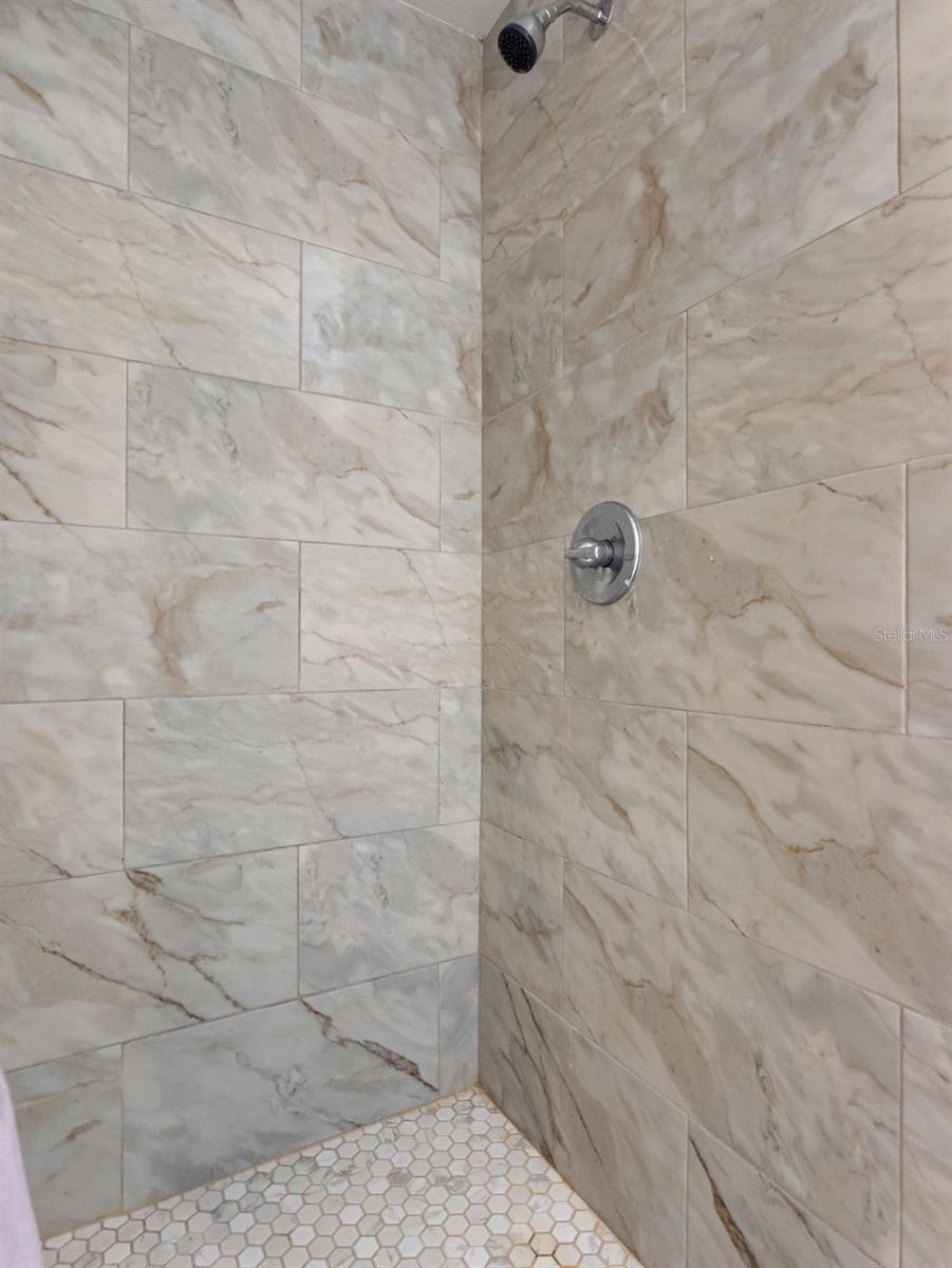 Image 16 of 24 For 1111 Lasalle Street