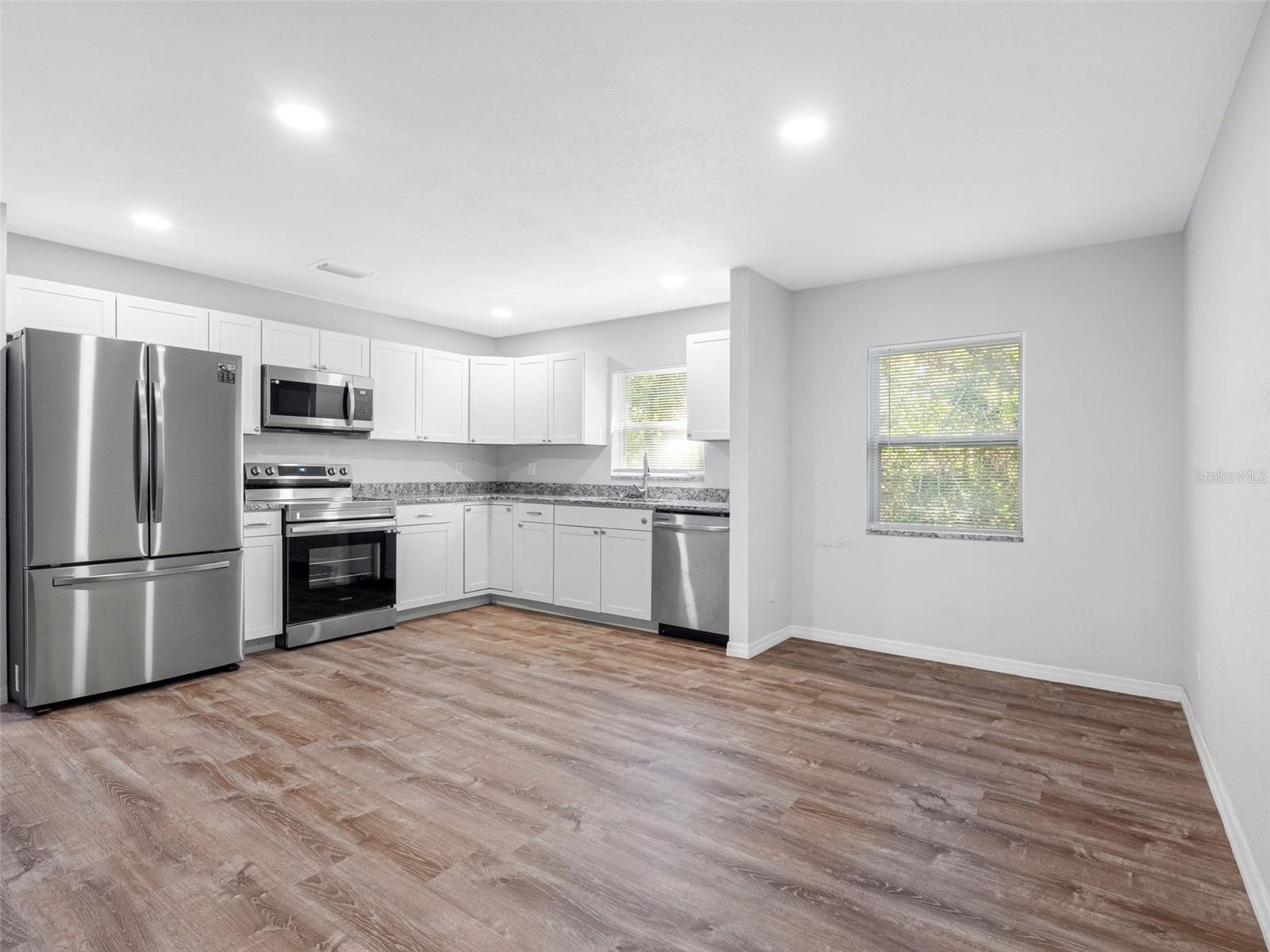 Image 7 of 24 For 1111 Lasalle Street