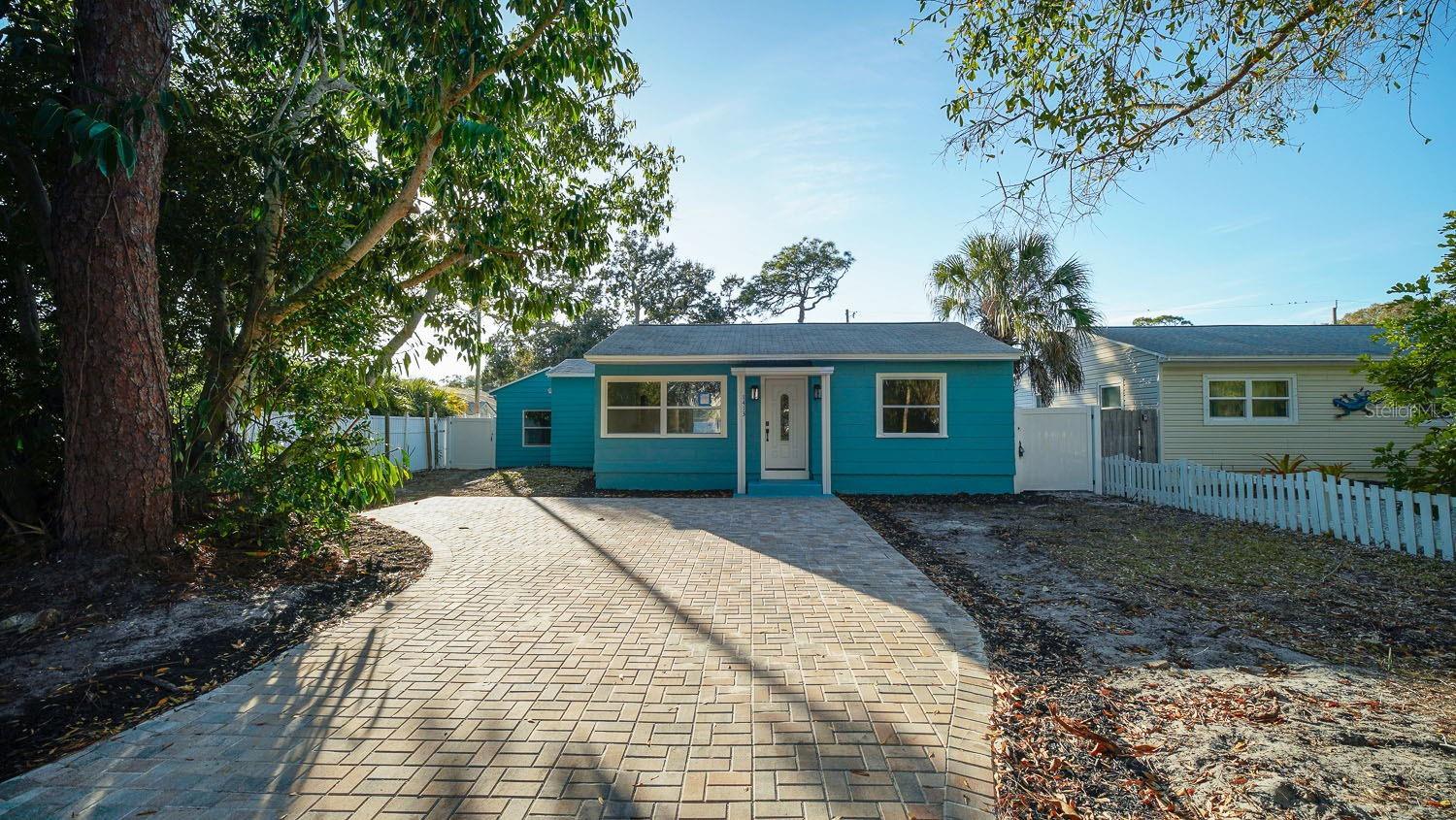 Image 2 of 43 For 1413 60th Street S