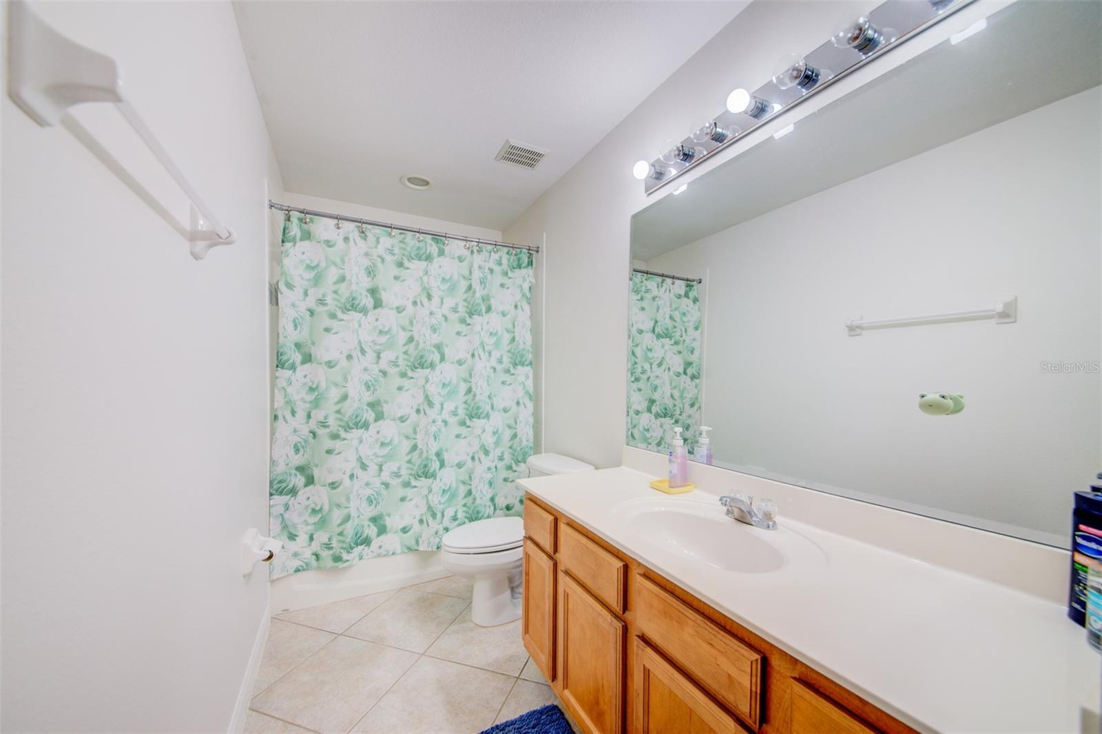 Image 36 of 60 For 306 Carriage Oak Place