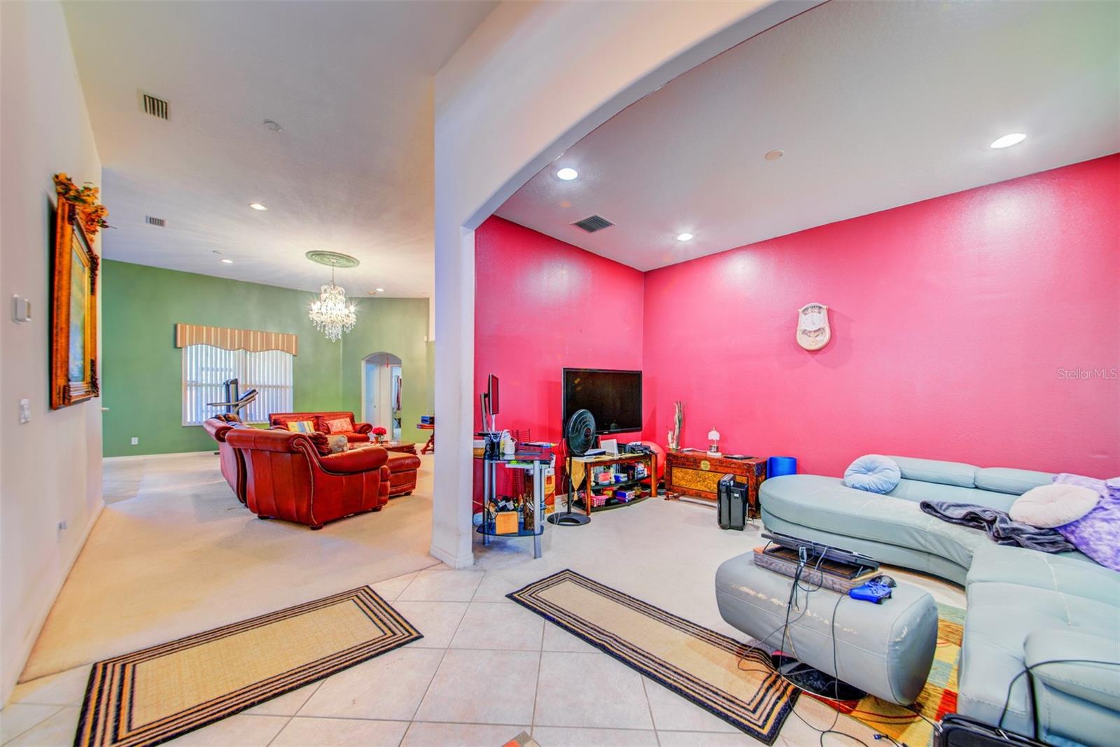 Image 7 of 60 For 306 Carriage Oak Place