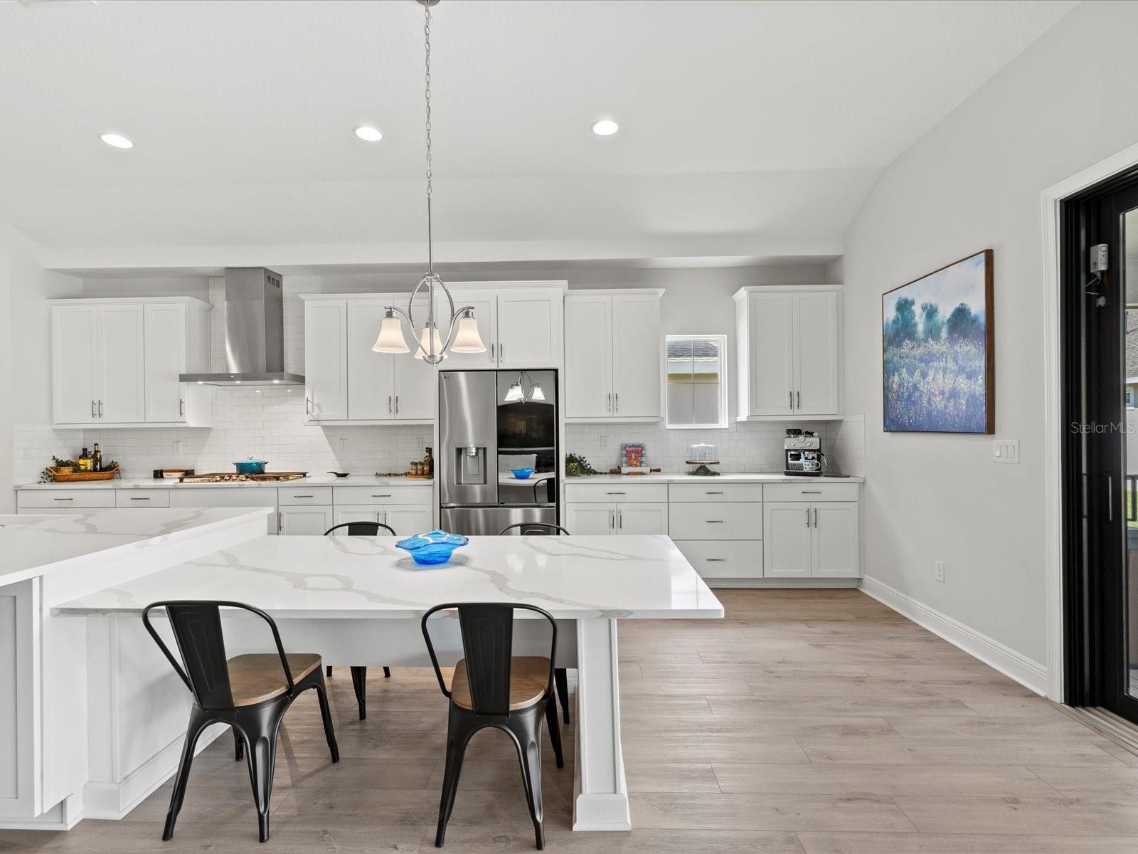 Image 13 of 99 For 6092 Hidden Br Drive