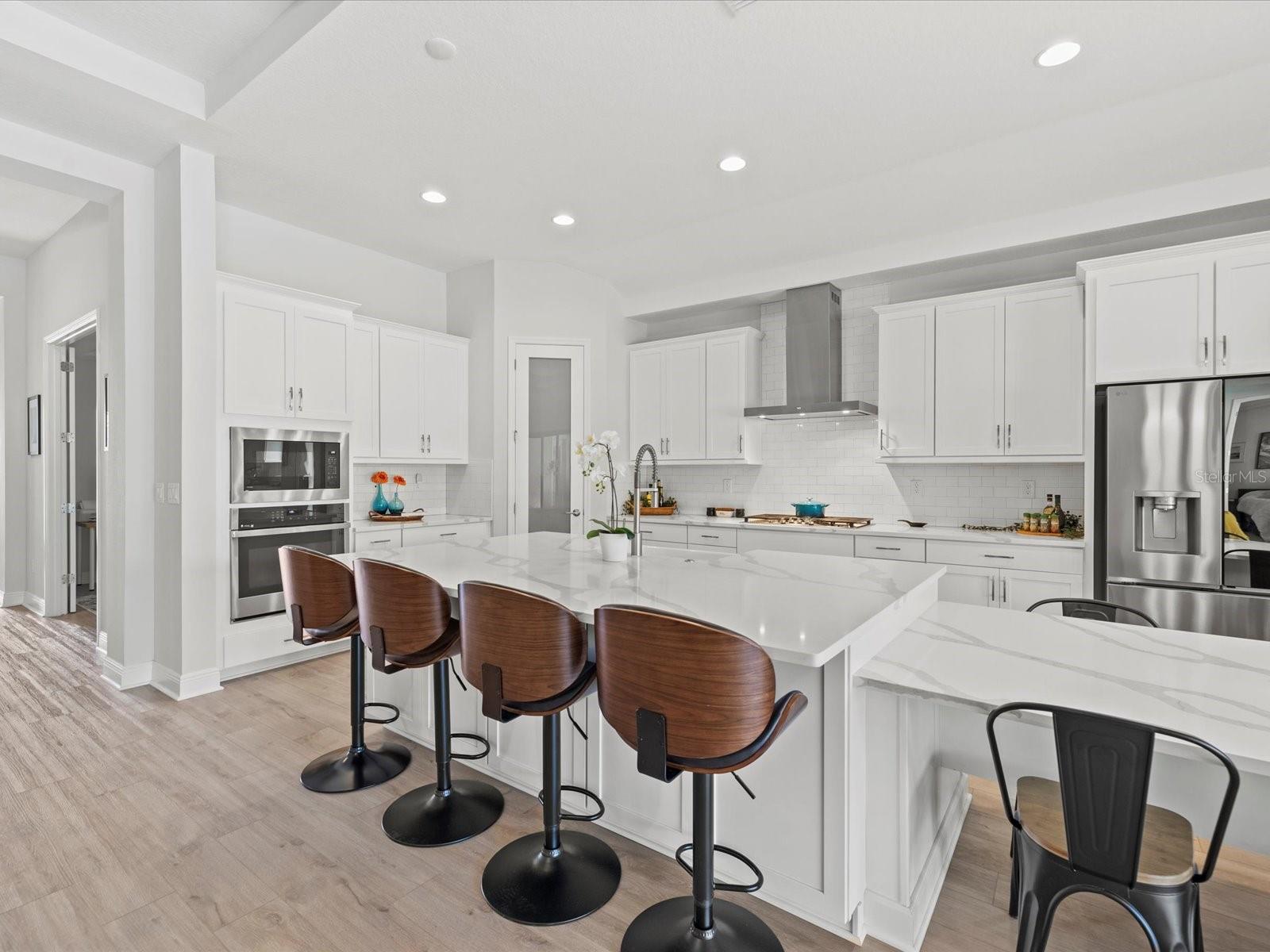 Image 17 of 99 For 6092 Hidden Br Drive