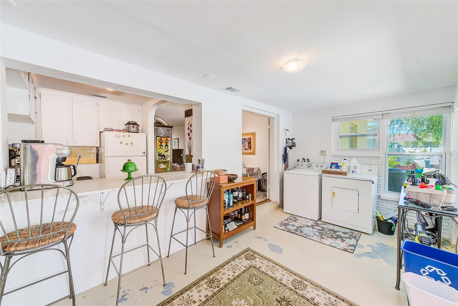 Image 12 of 50 For 240-242 Mateo Way Ne