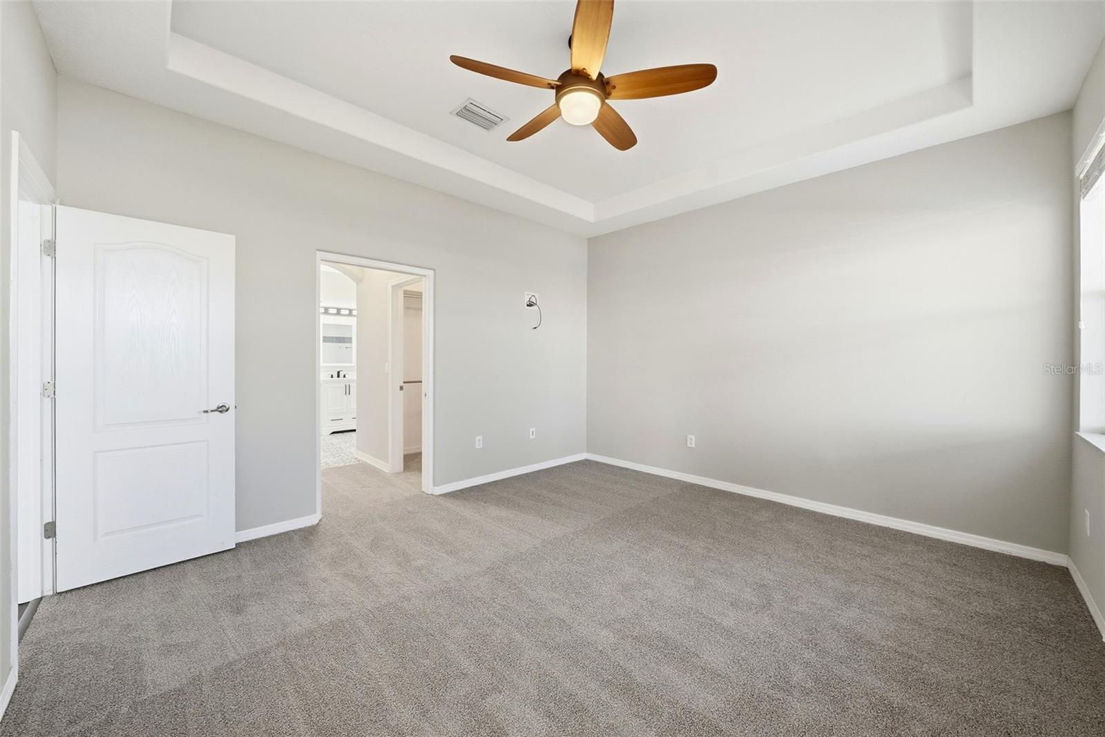 Listing photo id 18 for 13230 Graham Yarden Drive