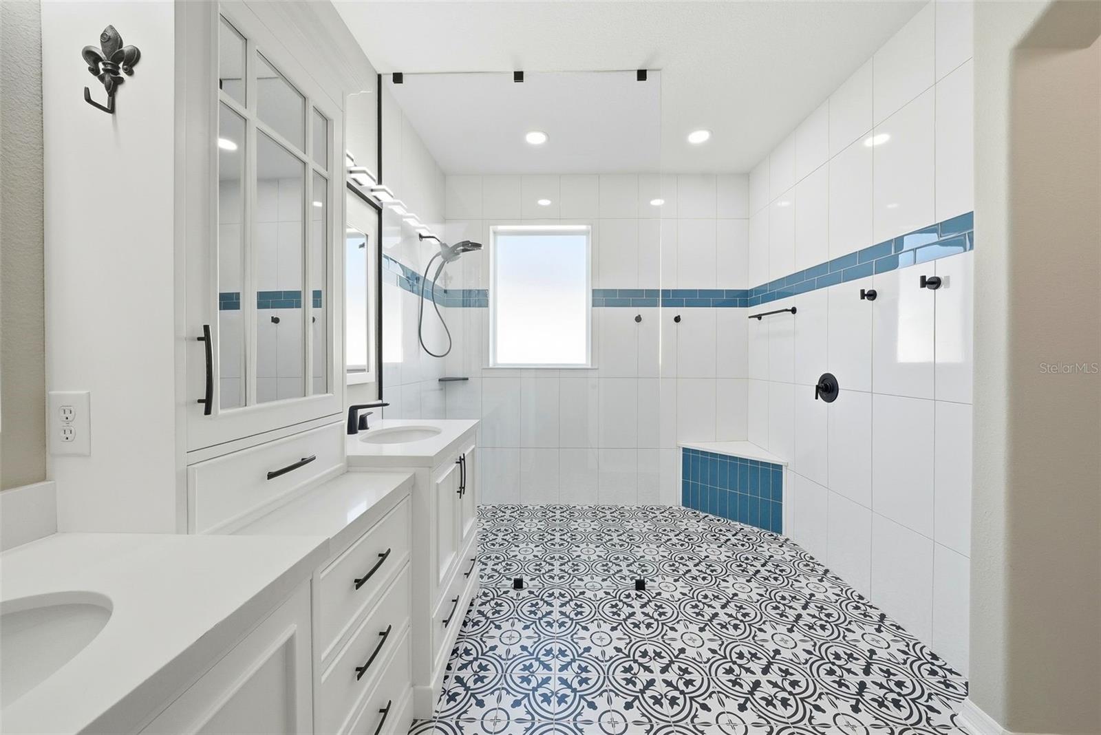 Listing photo id 24 for 13230 Graham Yarden Drive