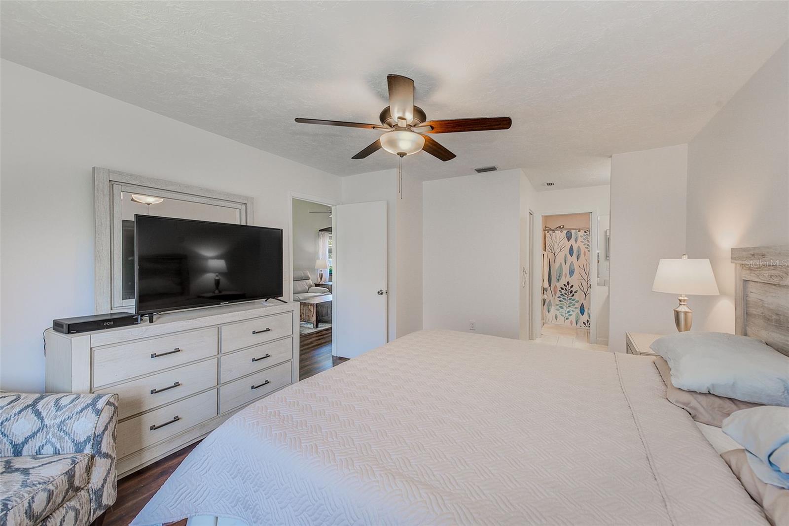 Image 17 of 31 For 6040 27th Street W