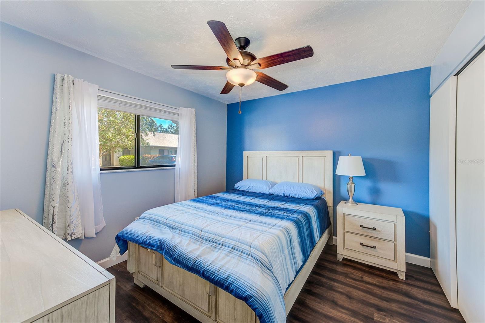 Image 21 of 31 For 6040 27th Street W