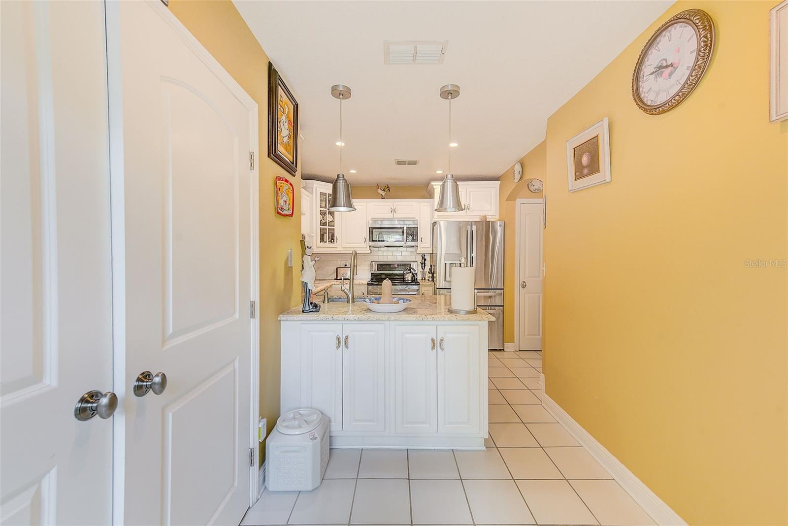 Image 10 of 50 For 2728 Bentley Drive