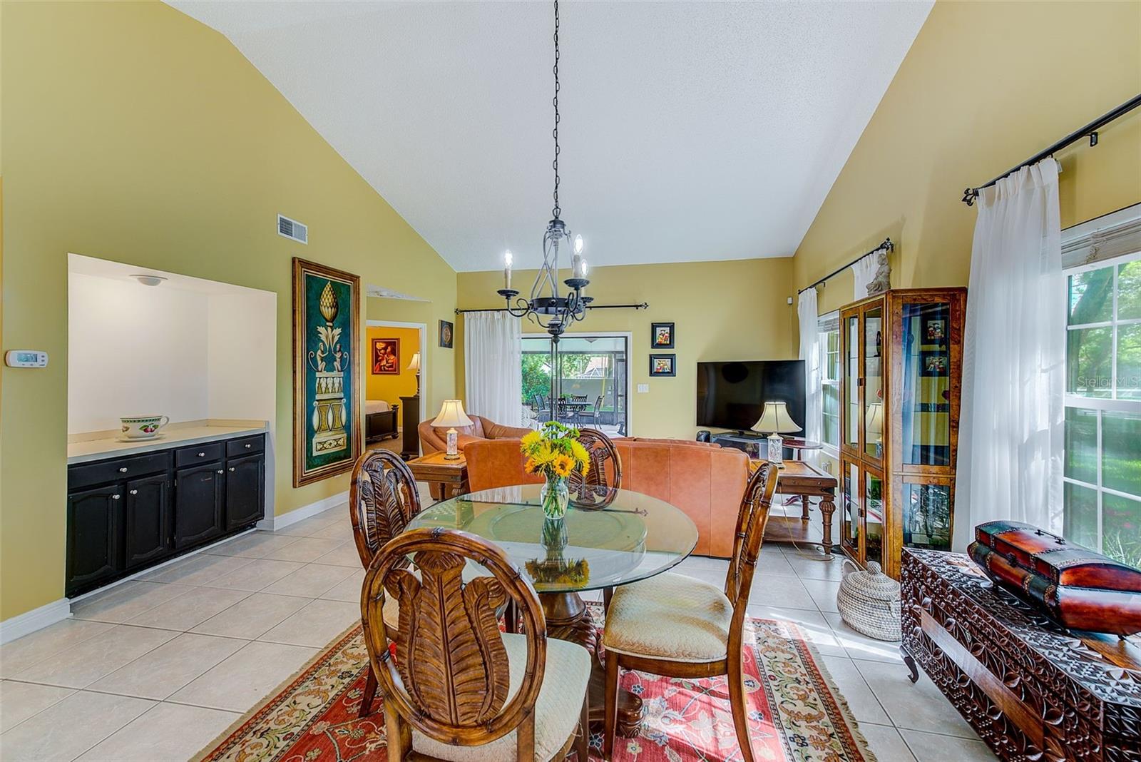 Image 6 of 50 For 2728 Bentley Drive