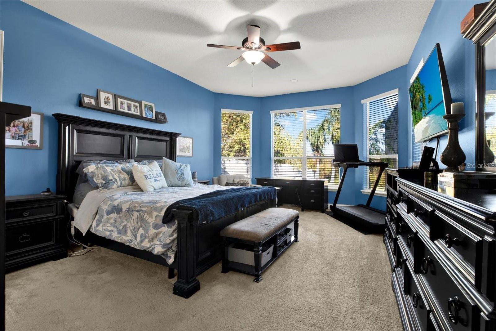 Listing photo id 15 for 7023 Derwent Glen Circle