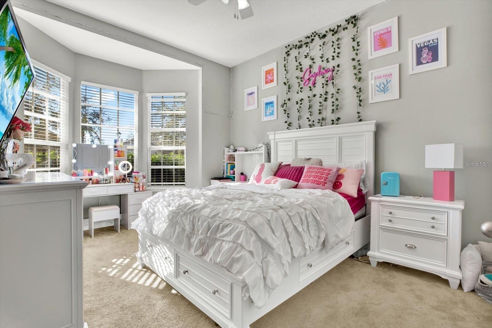 Listing photo id 20 for 7023 Derwent Glen Circle