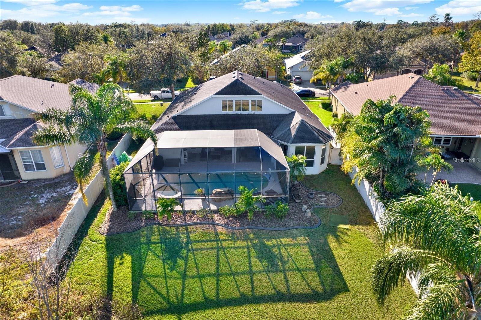 Listing photo id 5 for 7023 Derwent Glen Circle