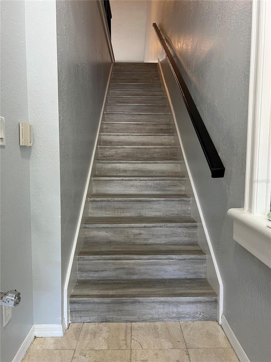 Image 11 of 41 For 805 Normandy Trace Road