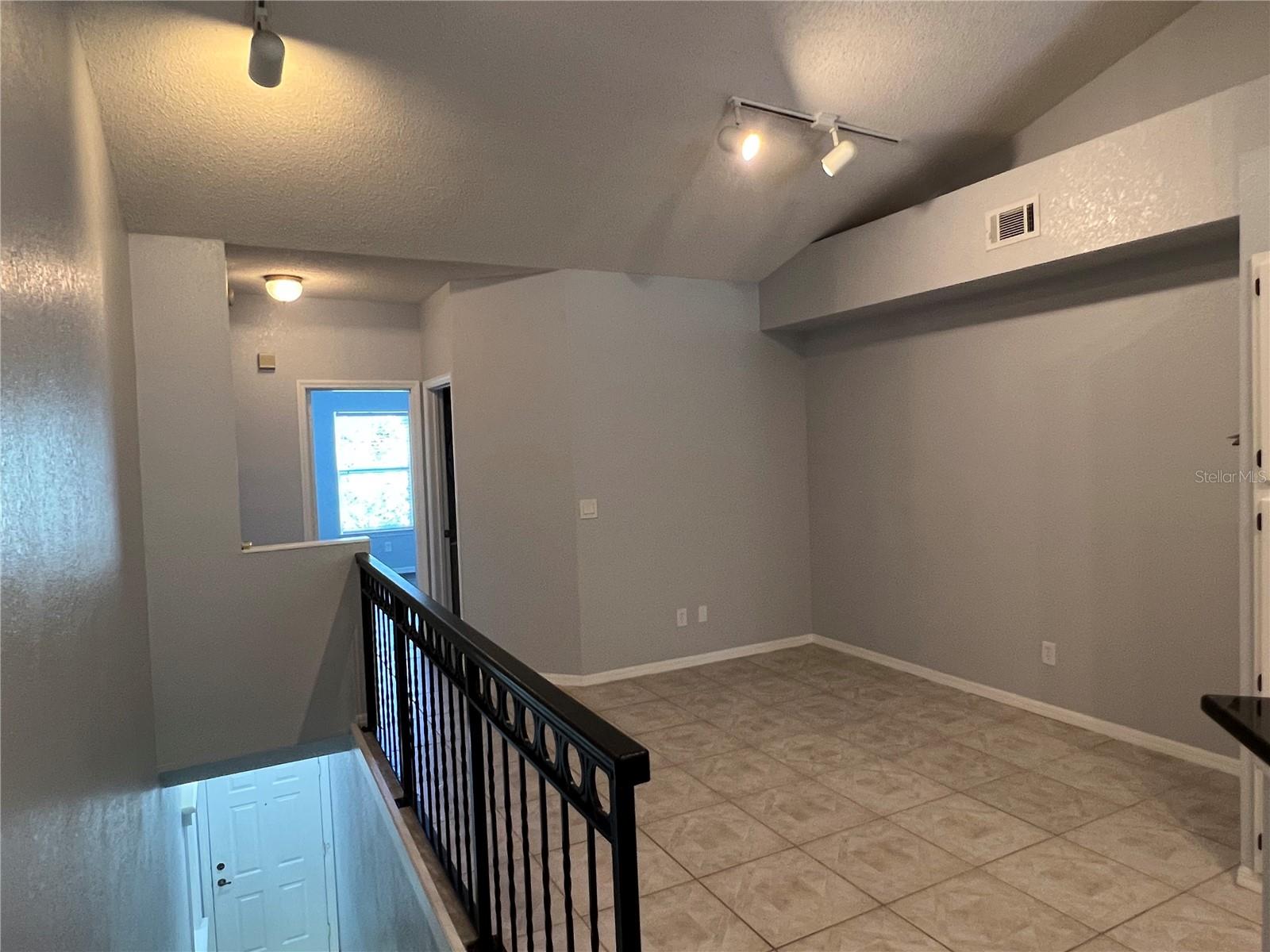 Image 13 of 41 For 805 Normandy Trace Road