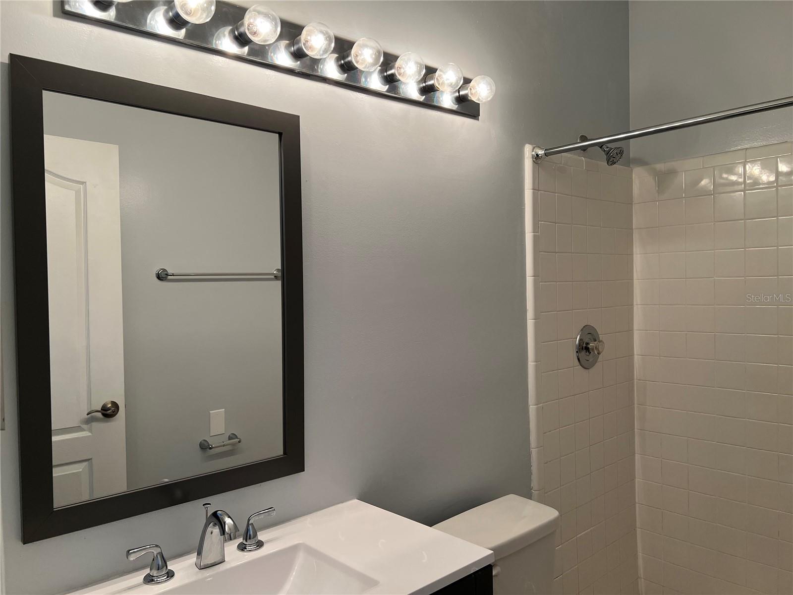 Image 27 of 41 For 805 Normandy Trace Road