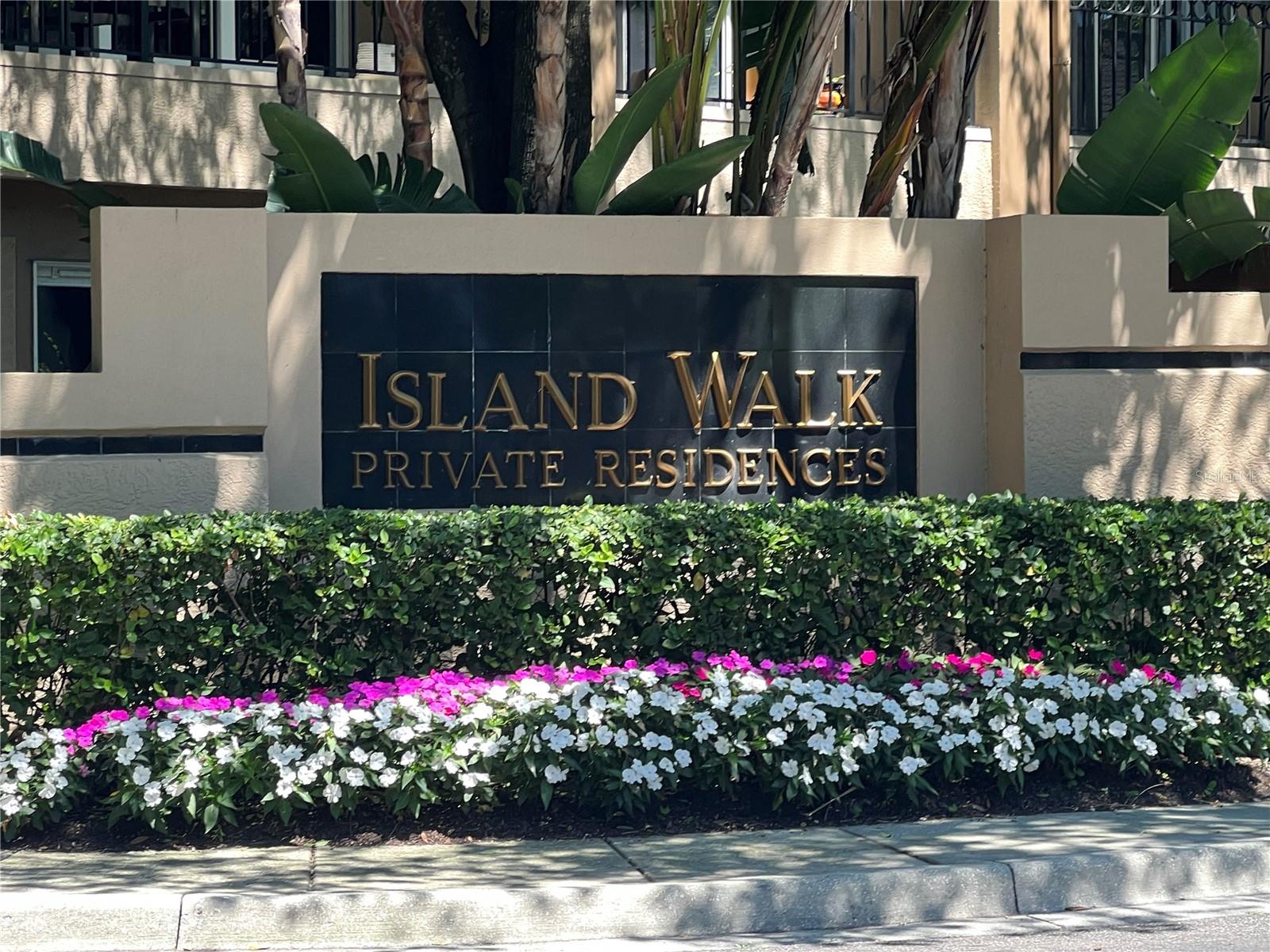 Image 33 of 41 For 805 Normandy Trace Road