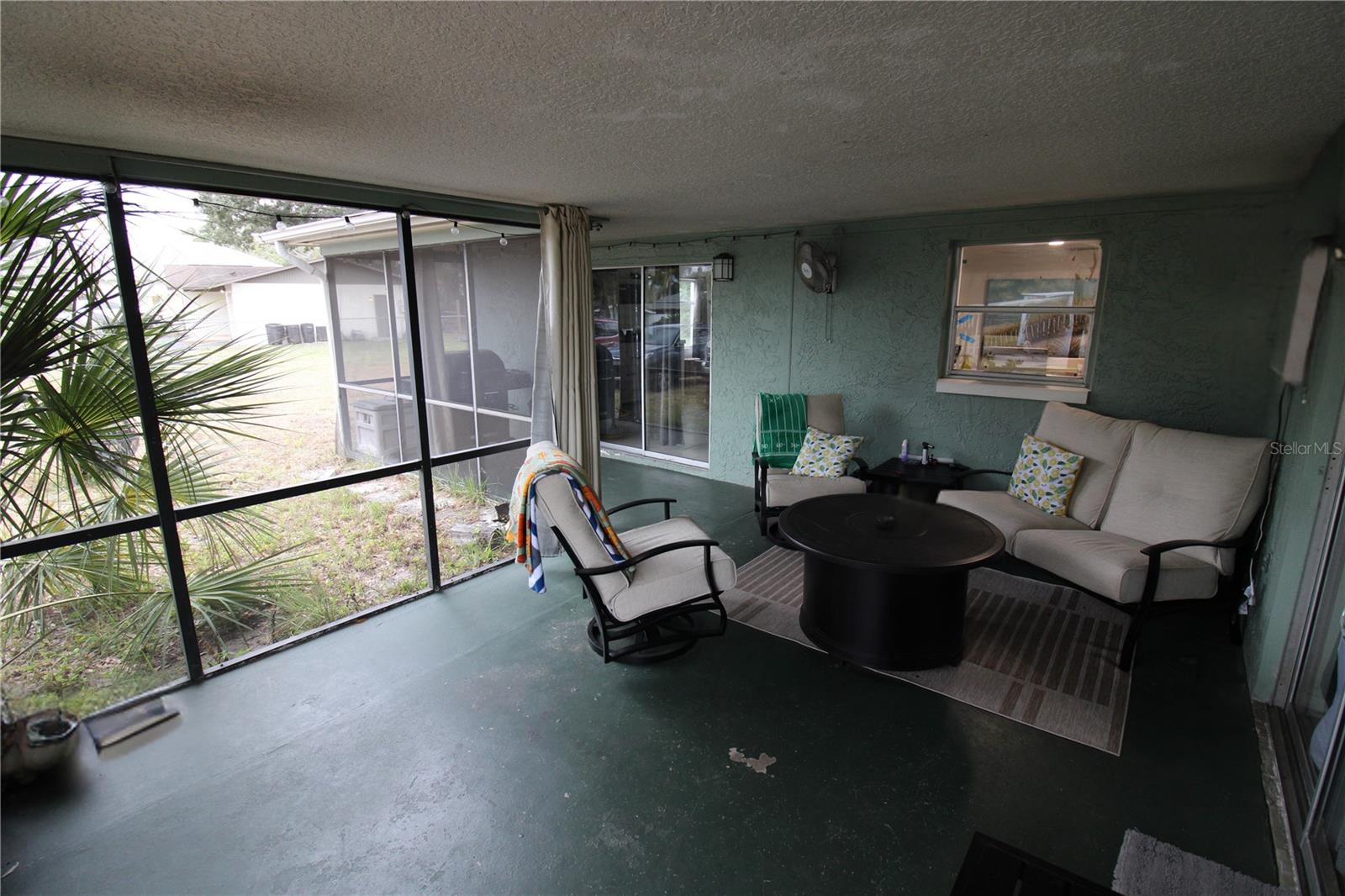 Image 19 of 31 For 5802 Greenwood Way