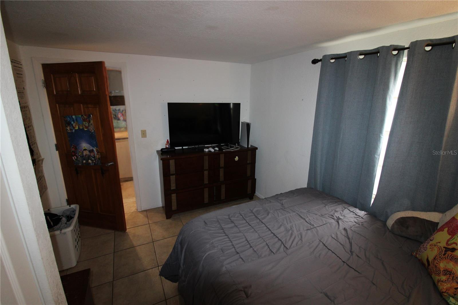 Image 27 of 31 For 5802 Greenwood Way