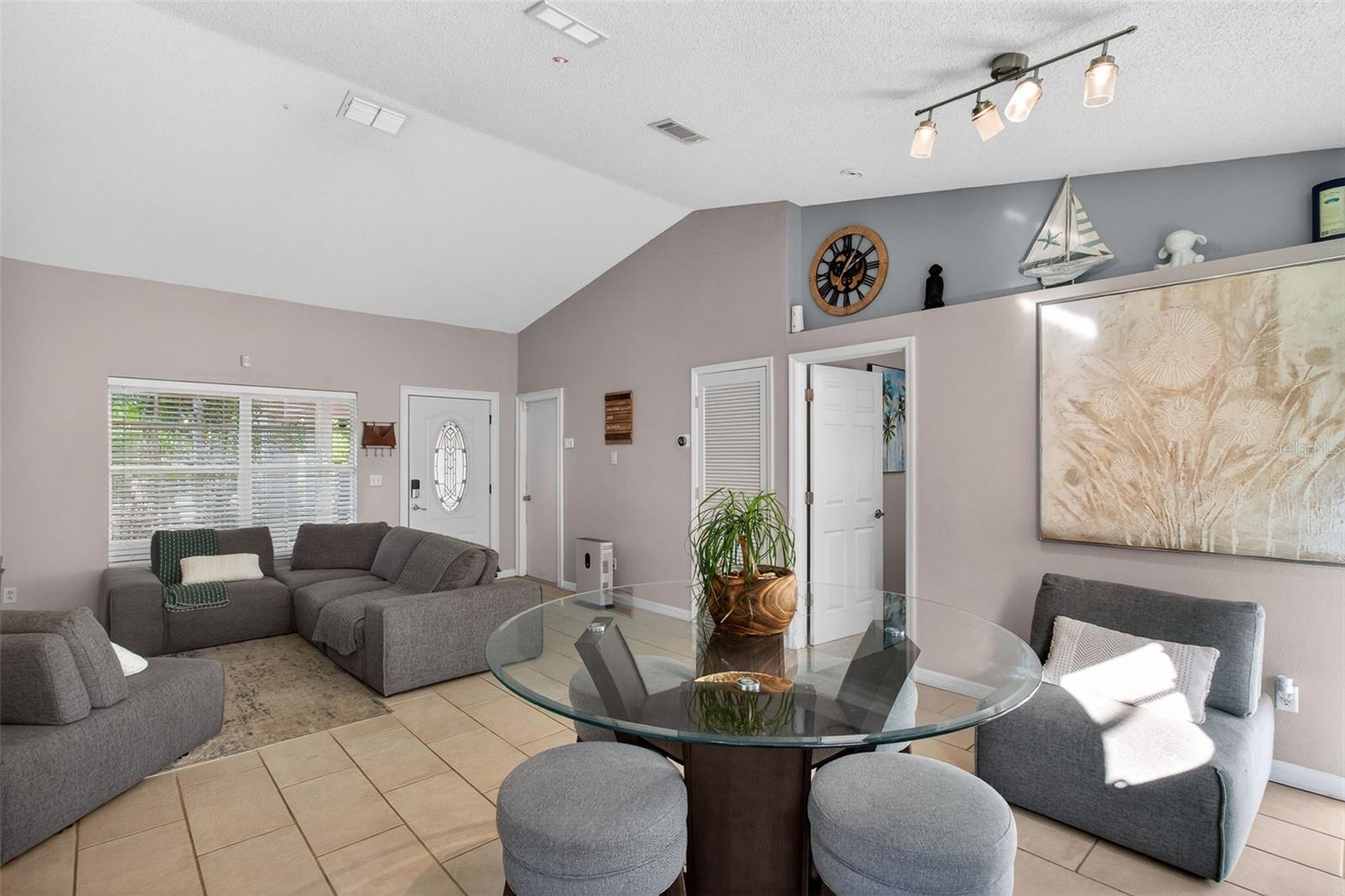 Image 8 of 25 For 1688 Taylor Lake Circle