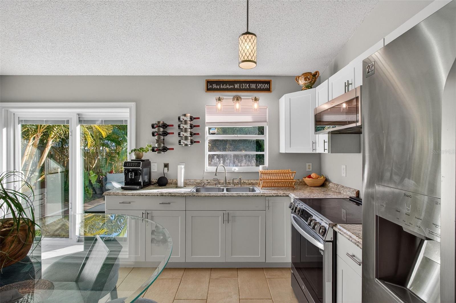 Image 9 of 25 For 1688 Taylor Lake Circle