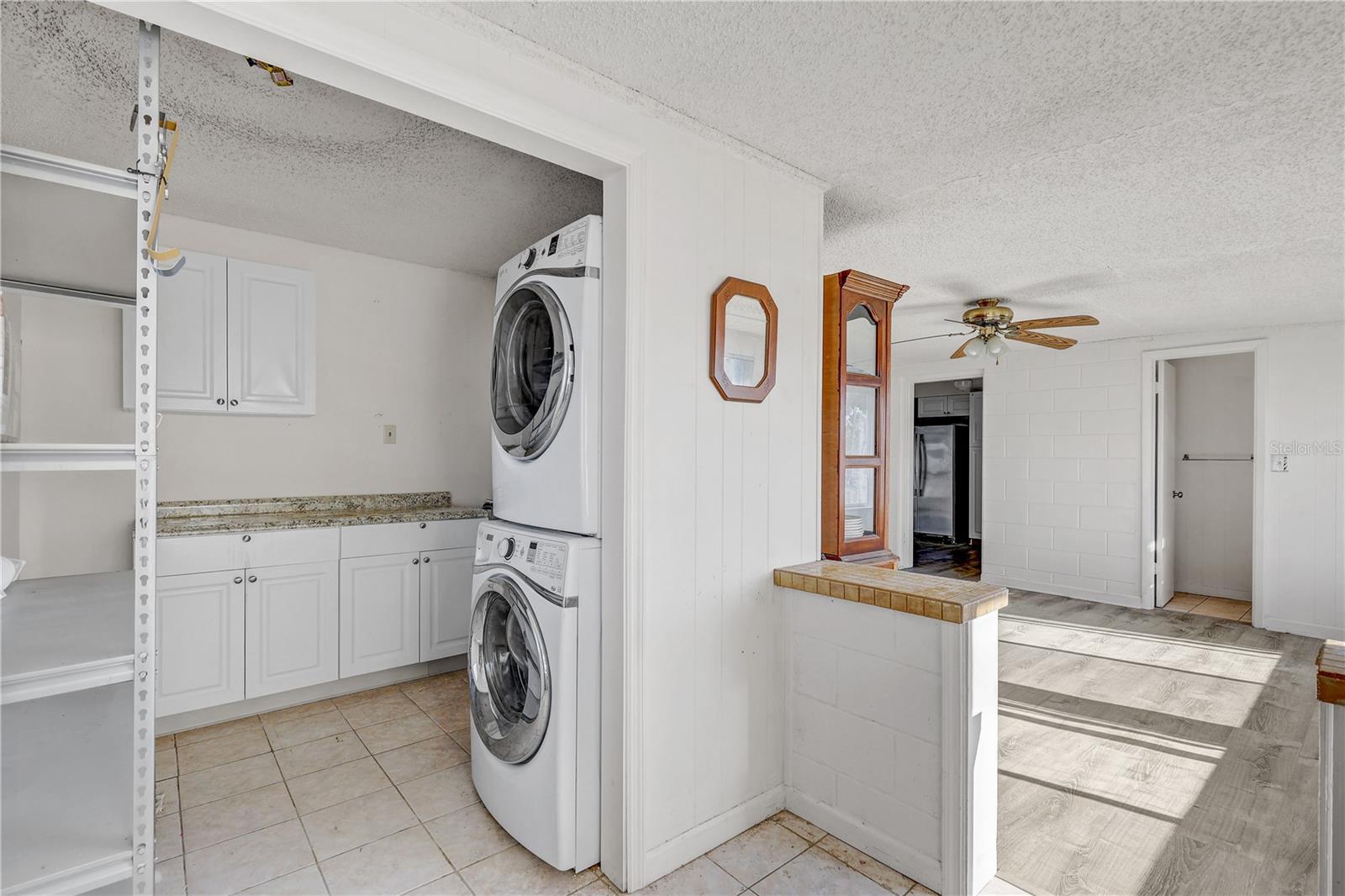 Image 14 of 42 For 708 Tam O Shanter Avenue