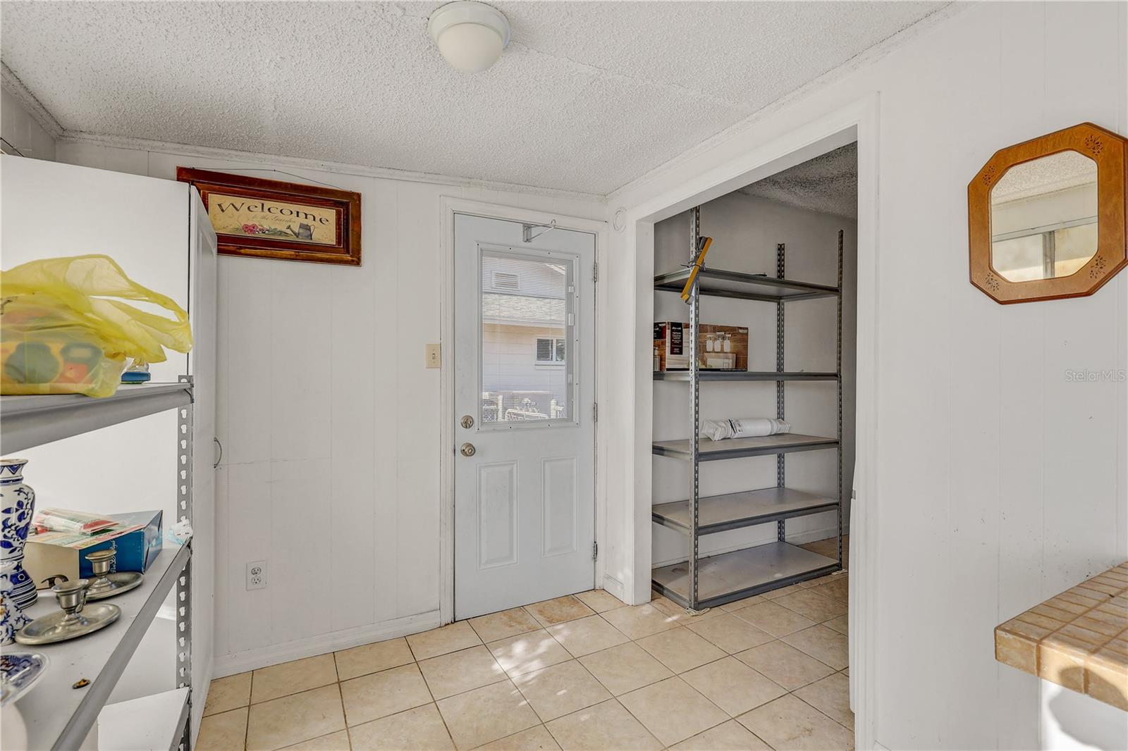 Image 15 of 42 For 708 Tam O Shanter Avenue