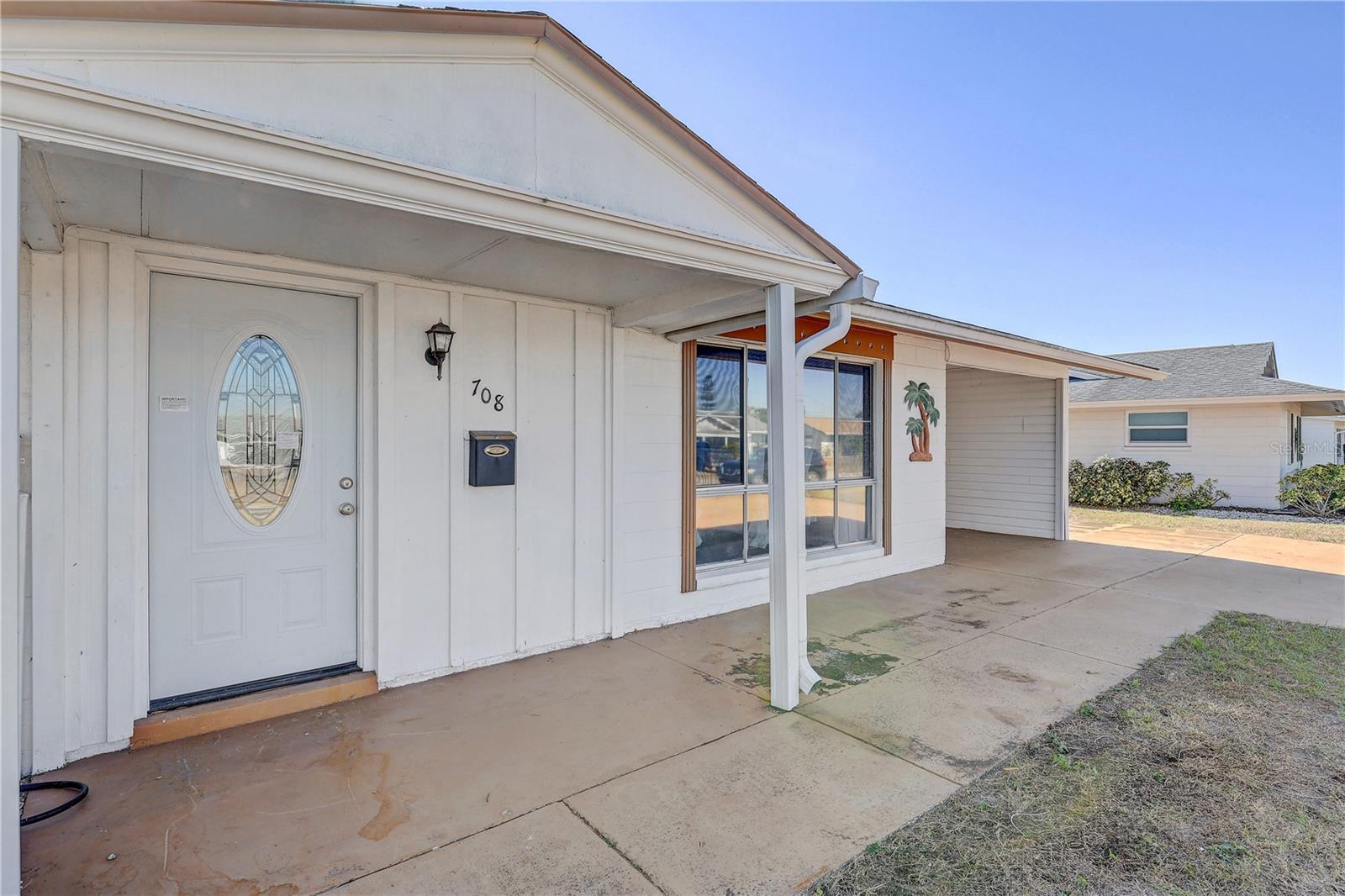 Image 2 of 42 For 708 Tam O Shanter Avenue