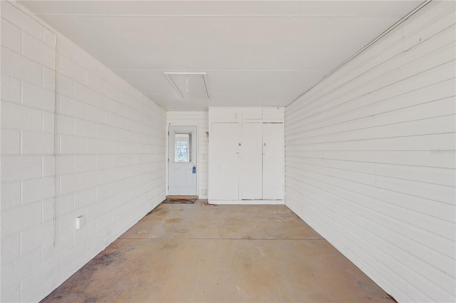 Image 27 of 42 For 708 Tam O Shanter Avenue