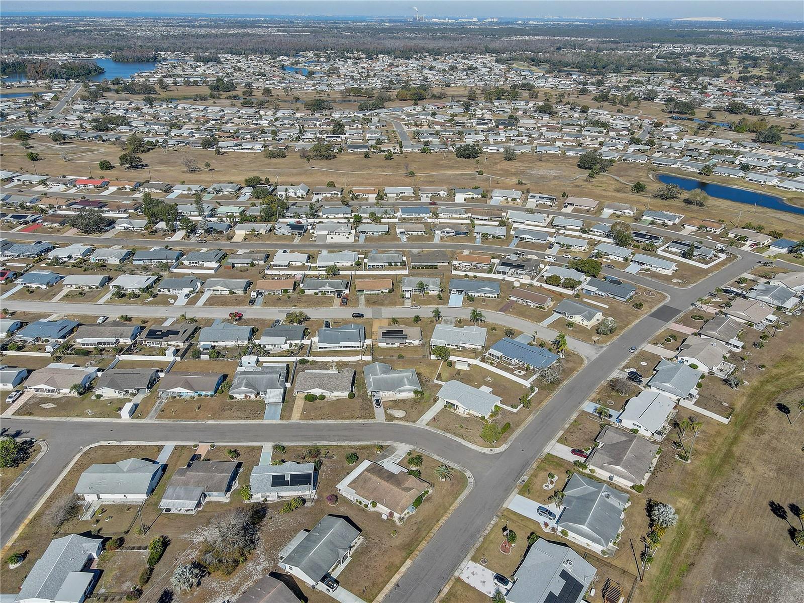 Image 39 of 42 For 708 Tam O Shanter Avenue