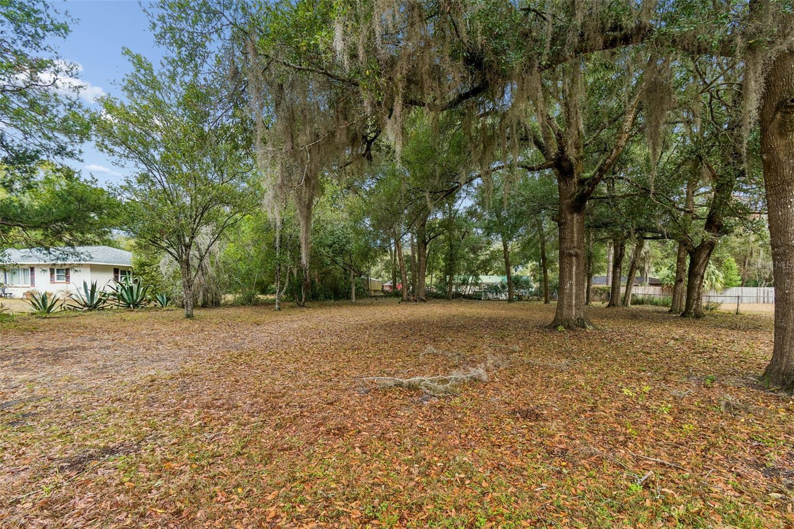 Image 6 of 43 For 5501 Live Oak Lane