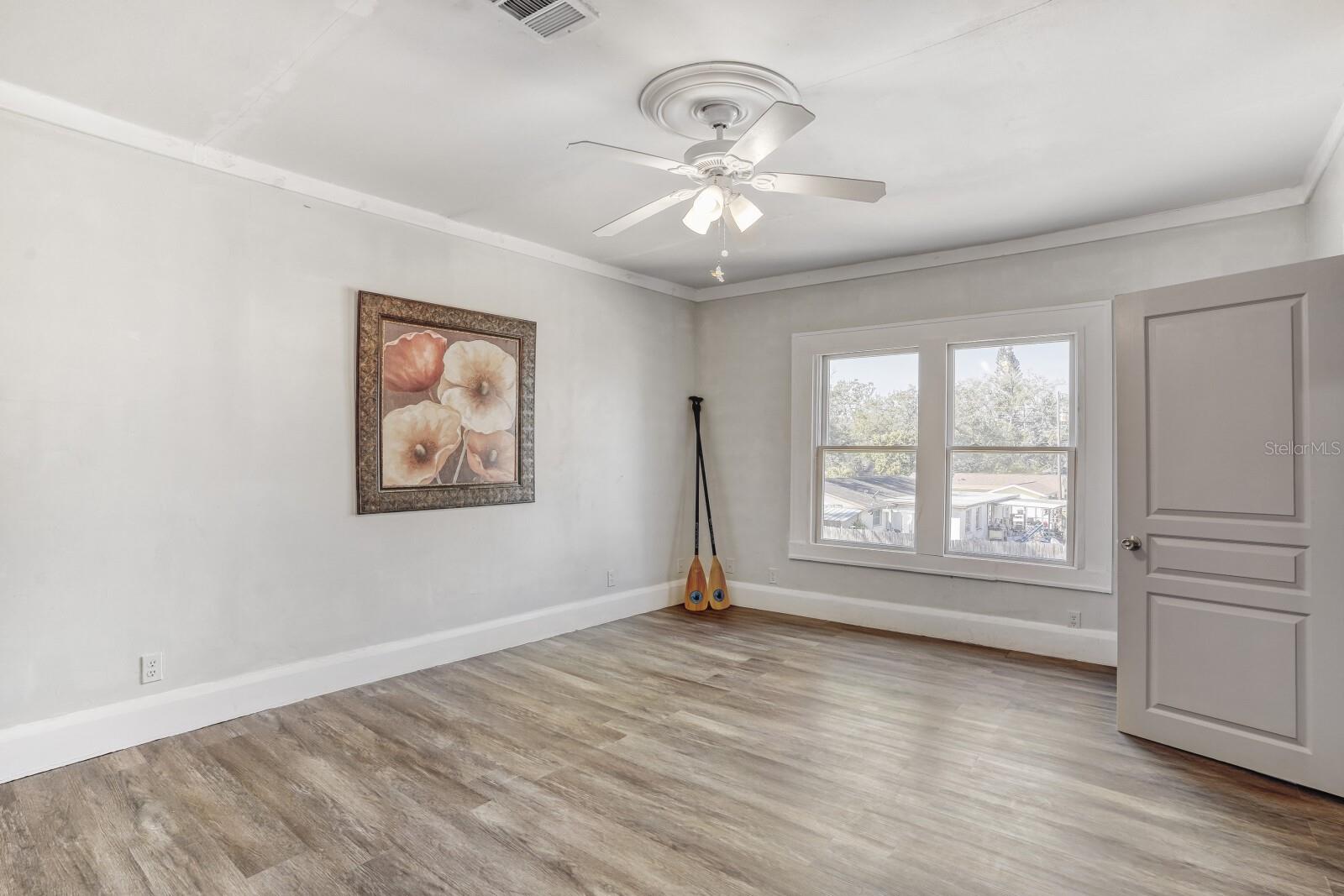 Image 14 of 35 For 1605 10th Avenue W