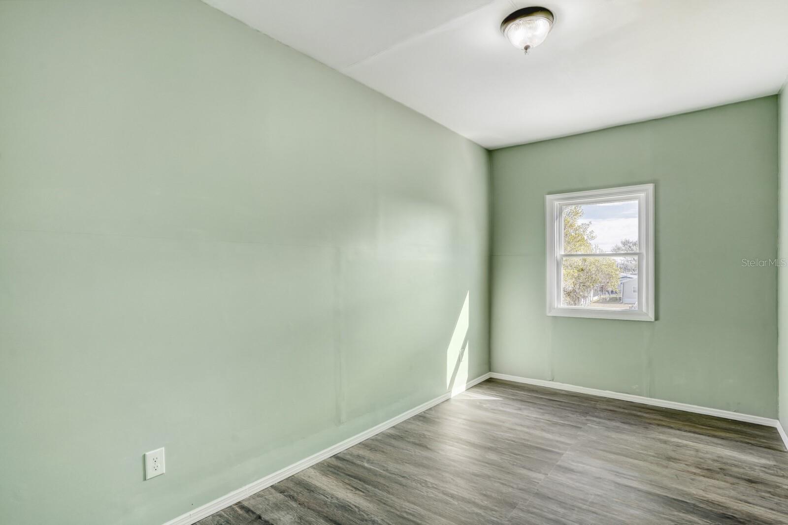 Image 19 of 35 For 1605 10th Avenue W