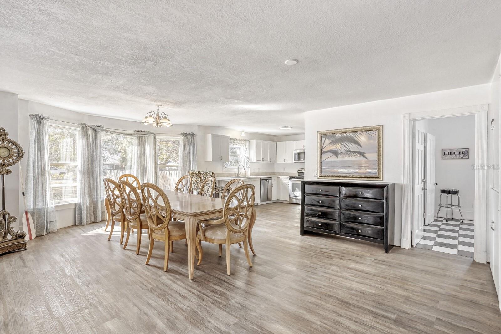 Image 6 of 35 For 1605 10th Avenue W