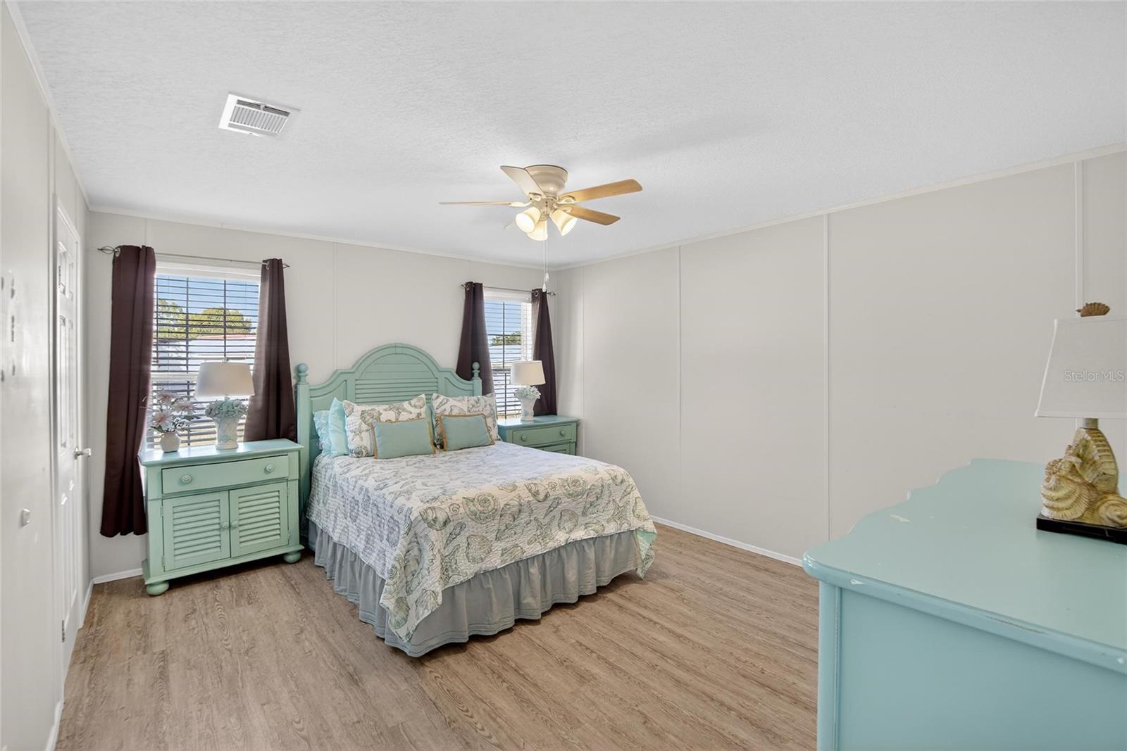 Image 20 of 42 For 34543 Petunia Place