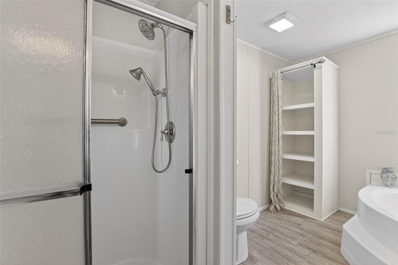 Image 23 of 42 For 34543 Petunia Place