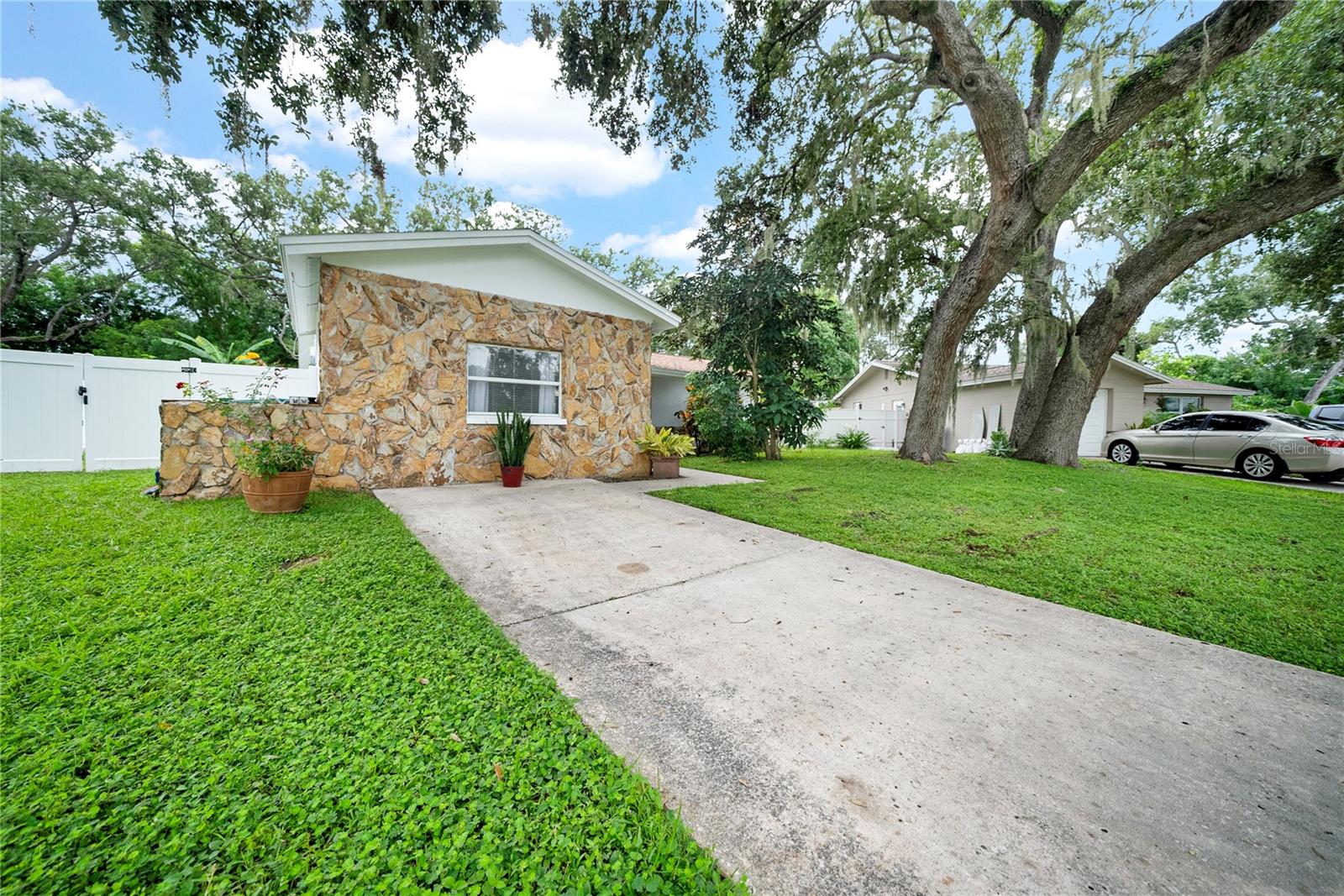 Image 26 of 27 For 5638 146th Terrace N