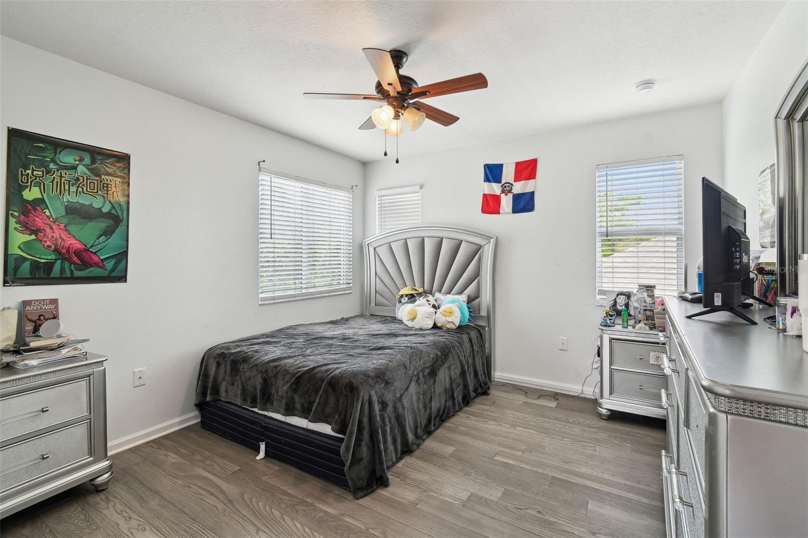 Image 28 of 82 For 8542 Eagle Brook Drive