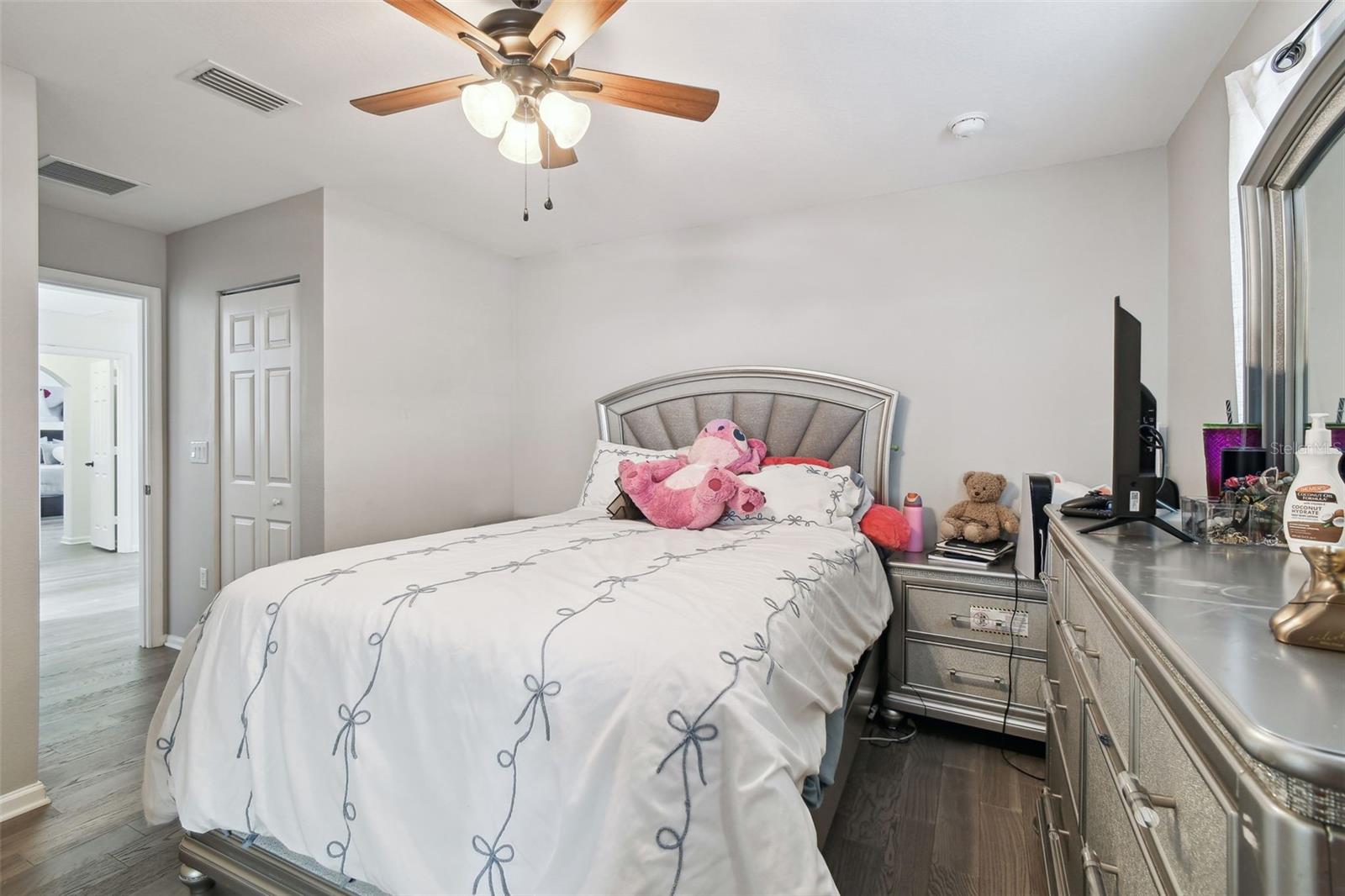 Image 34 of 82 For 8542 Eagle Brook Drive