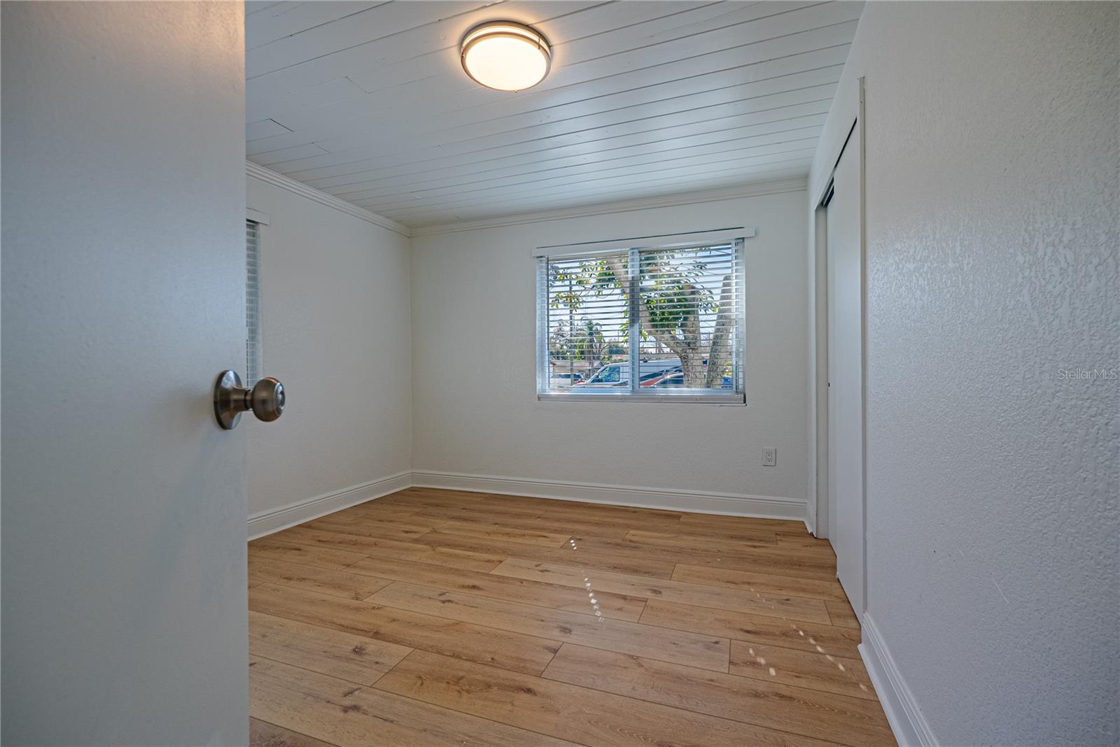 Image 10 of 31 For 4630 Courtland Street