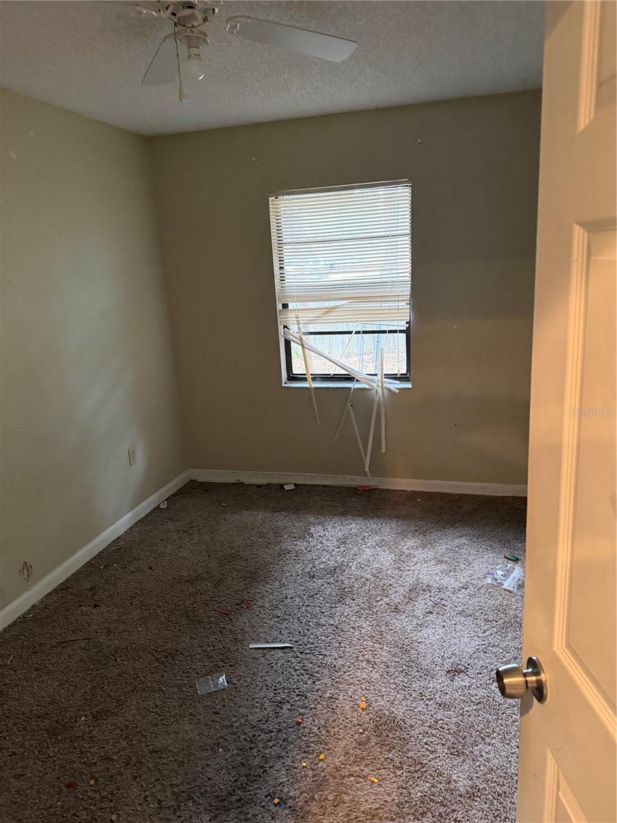 Image 25 of 31 For 1760 Harbor Oaks Place