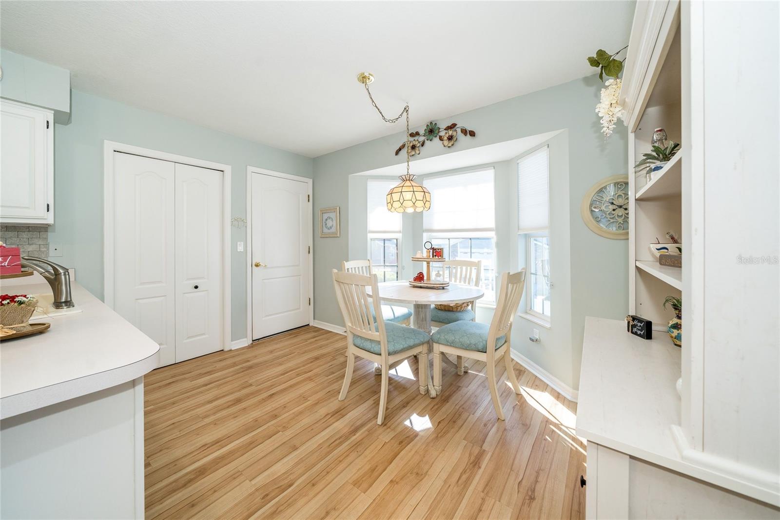 Image 6 of 27 For 37443 Blueberry Court