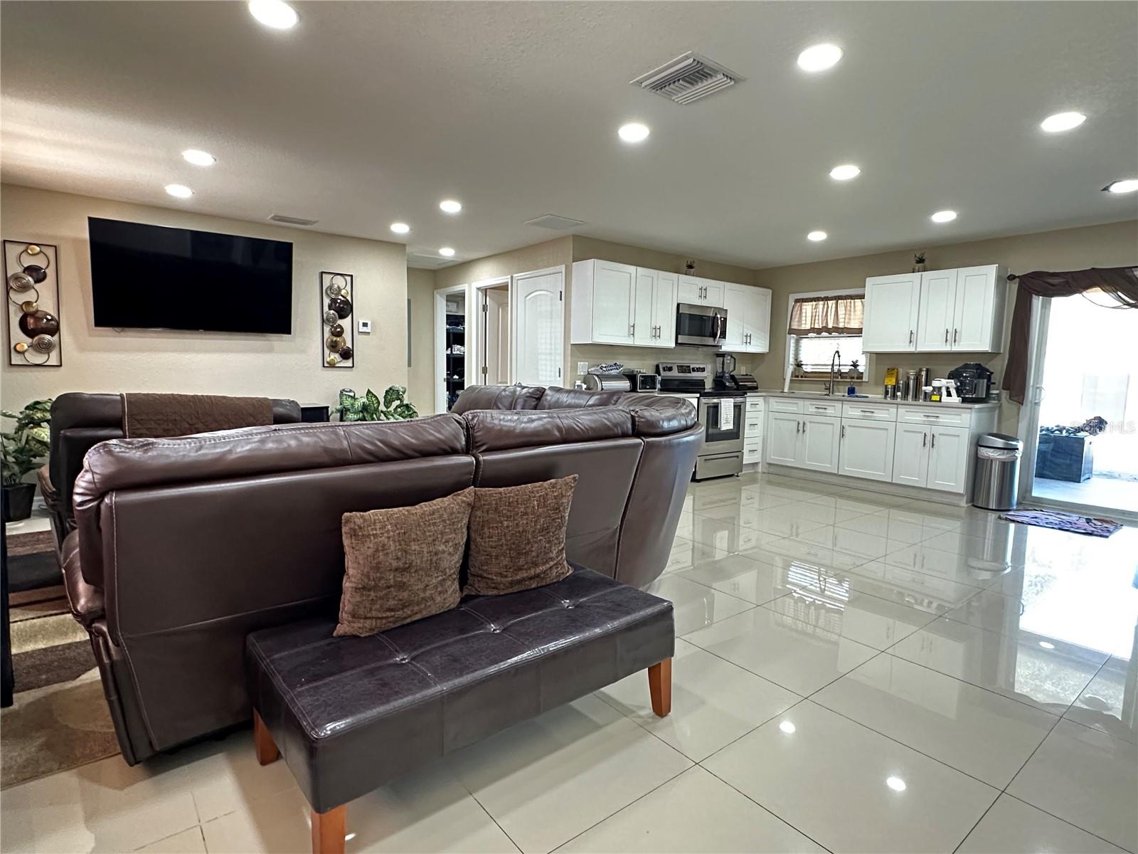 Image 5 of 26 For 505 130th Avenue