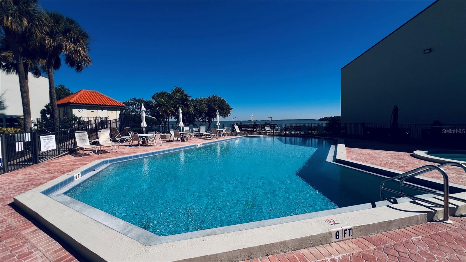 Image 35 of 50 For 1515 Pinellas Bayway S 46